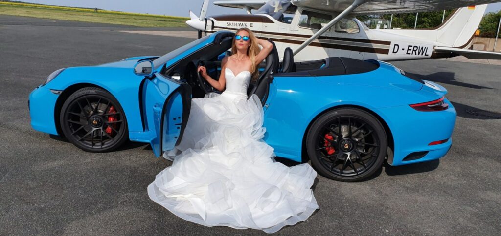 Die Volants aus Tüll erzeugen einen Look der Extraklasse.