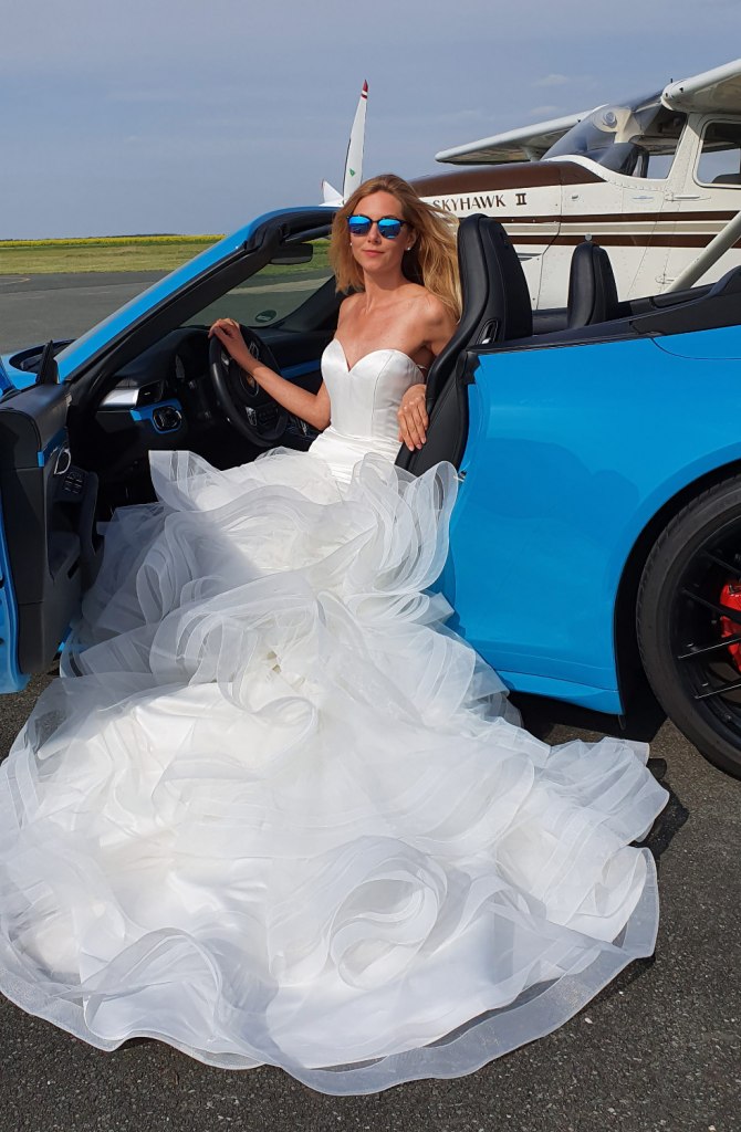 Die doppelten Bahnen als Volantabschluss sehen besonders edel aus.