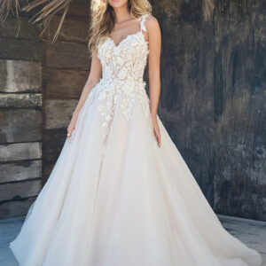 Brautkleid Die luxuriöse Prinzessin 202343